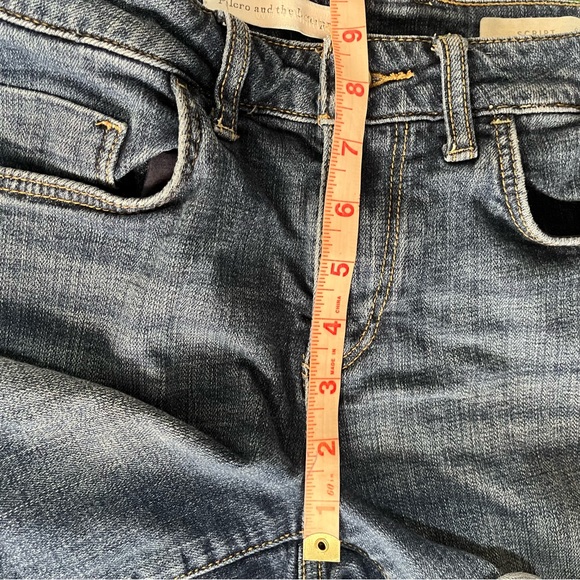 Pilcro Script High-Rise Shorts Dark Denim 27 - Picture 13 of 13